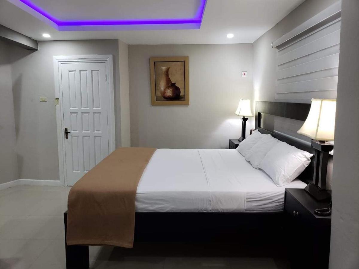 Christar Villas Hotel Κίνγκστον Εξωτερικό φωτογραφία