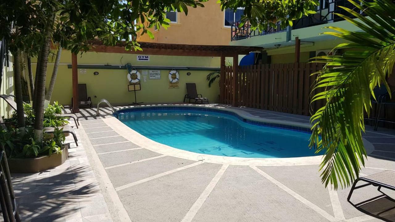 Christar Villas Hotel Κίνγκστον Εξωτερικό φωτογραφία