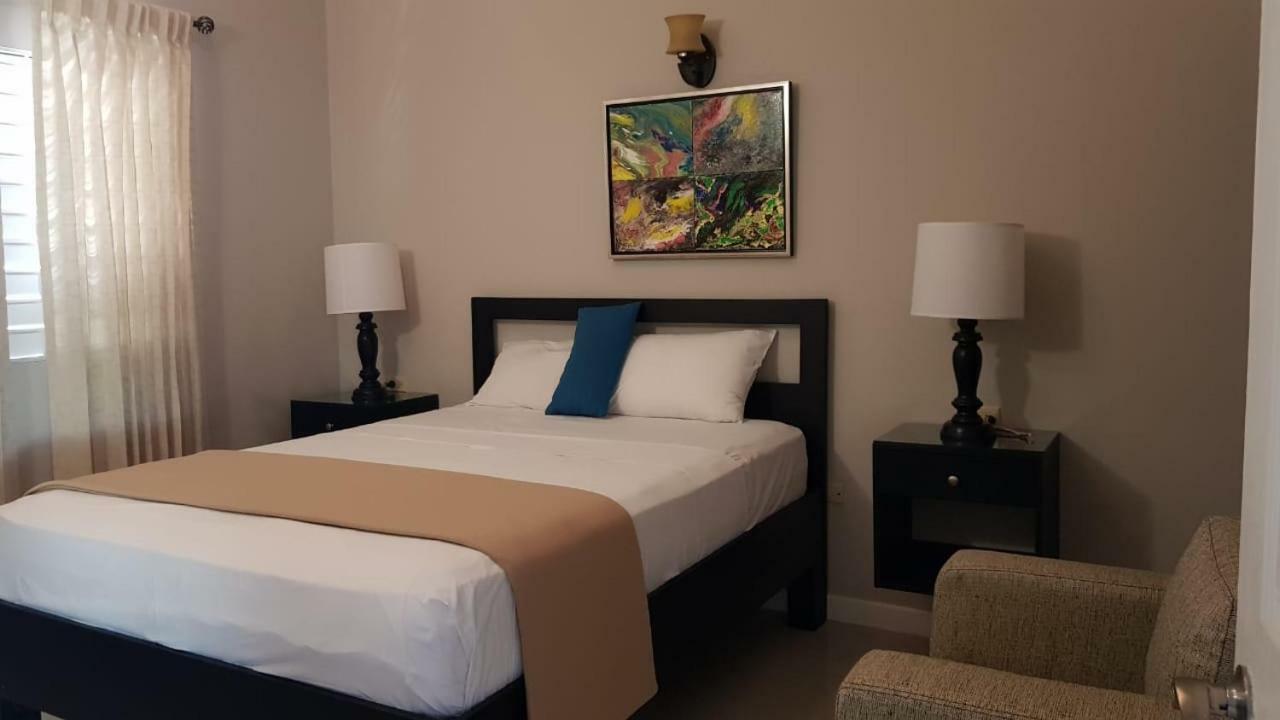 Christar Villas Hotel Κίνγκστον Εξωτερικό φωτογραφία