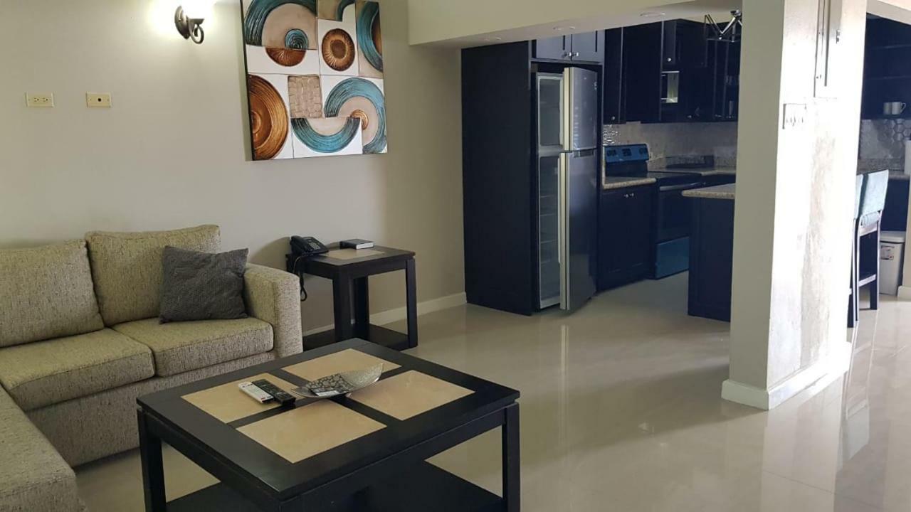 Christar Villas Hotel Κίνγκστον Εξωτερικό φωτογραφία