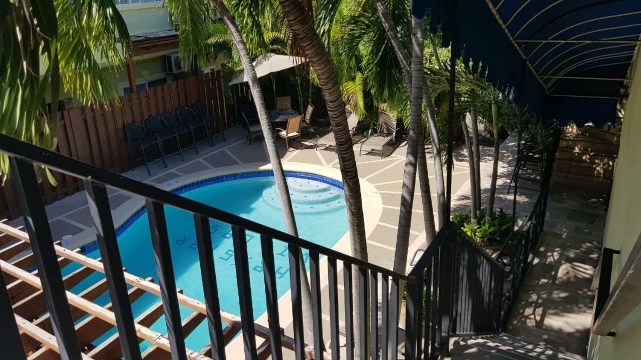 Christar Villas Hotel Κίνγκστον Εξωτερικό φωτογραφία