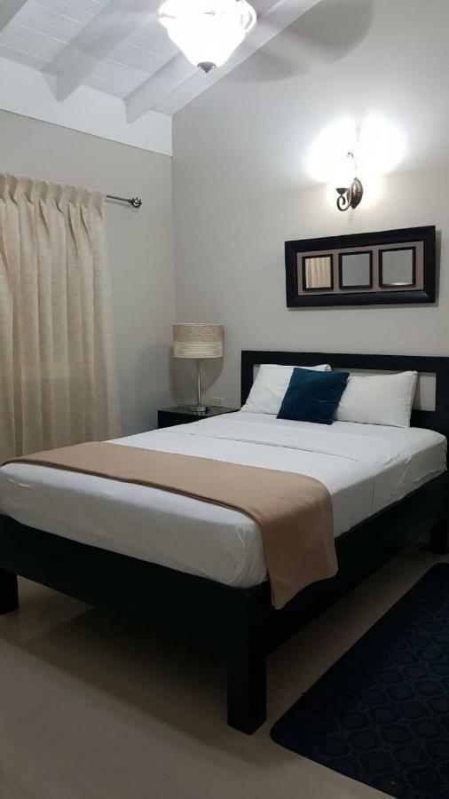 Christar Villas Hotel Κίνγκστον Εξωτερικό φωτογραφία